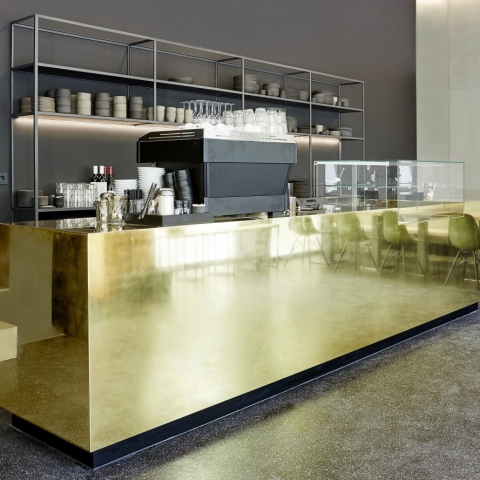 messing restaurant bar