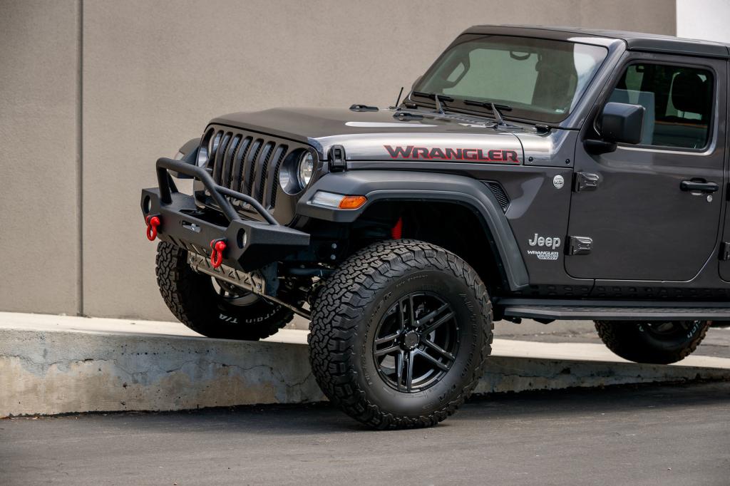 Jeep JL Wrangler 17